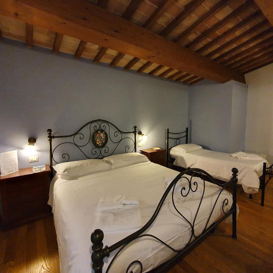 Pietra Maula Agriturismo Castelraimondo Luaran gambar