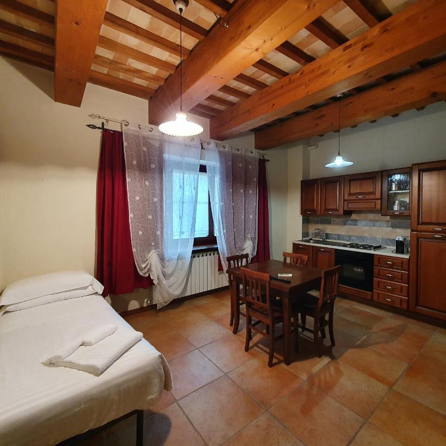 Pietra Maula Agriturismo Castelraimondo Luaran gambar