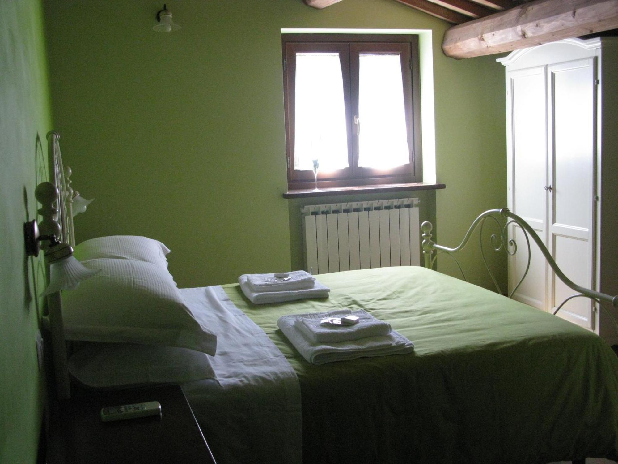 Pietra Maula Agriturismo Castelraimondo Luaran gambar